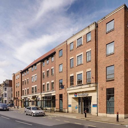Ramada Encore York Esterno foto