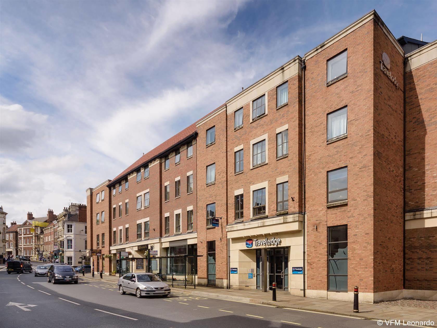 Ramada Encore York Esterno foto