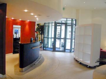 Ramada Encore York Esterno foto
